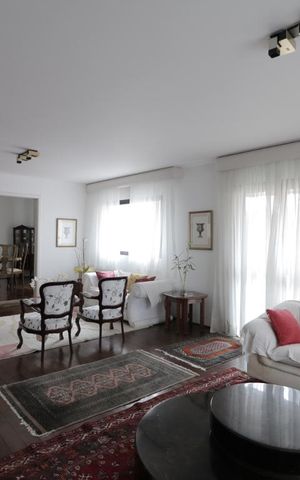 Apartamento à venda com 270m², 4 quartos e 4 vagasSala de Estar