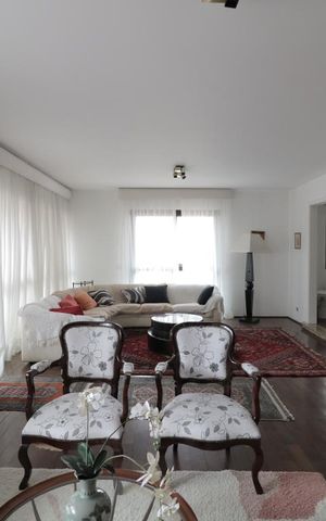 Apartamento à venda com 270m², 4 quartos e 4 vagasSala de Estar