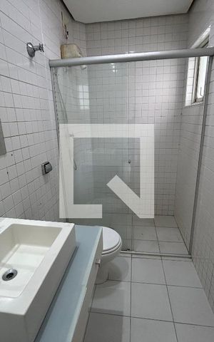 Casa à venda com 150m², 3 quartos e 3 vagas Casa à venda com 150m², 3 quartos e 3 vagasBanheiro da Suíte