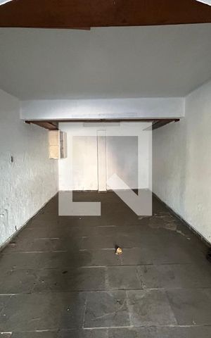Casa à venda com 150m², 3 quartos e 3 vagas Casa à venda com 150m², 3 quartos e 3 vagasGaragem