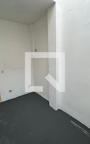 Casa à venda com 150m², 3 quartos e 3 vagas Casa à venda com 150m², 3 quartos e 3 vagasÁrea externa