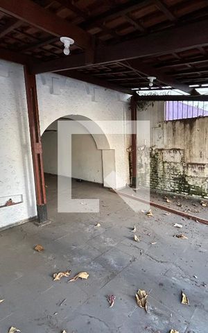 Casa à venda com 150m², 3 quartos e 3 vagas Casa à venda com 150m², 3 quartos e 3 vagasGaragem