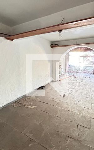 Casa à venda com 150m², 3 quartos e 3 vagas Casa à venda com 150m², 3 quartos e 3 vagasGaragem