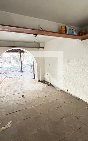 Casa à venda com 150m², 3 quartos e 3 vagas Casa à venda com 150m², 3 quartos e 3 vagasGaragem