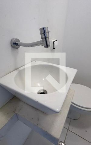 Casa à venda com 150m², 3 quartos e 3 vagas Casa à venda com 150m², 3 quartos e 3 vagasLavabo