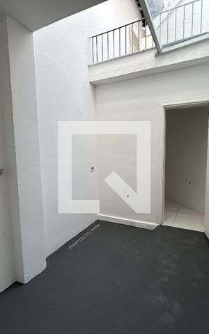 Casa à venda com 150m², 3 quartos e 3 vagas Casa à venda com 150m², 3 quartos e 3 vagasQuintal