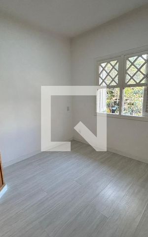 Casa à venda com 150m², 3 quartos e 3 vagas Casa à venda com 150m², 3 quartos e 3 vagasQuarto 2