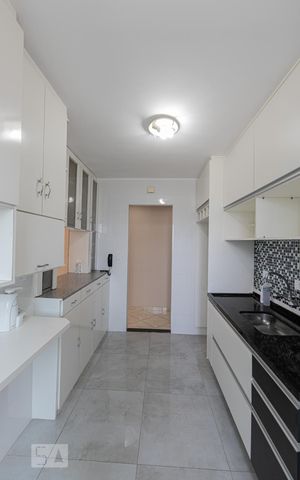 Apartamento à venda com 58m², 2 quartos e 1 vaga Apartamento à venda com 58m², 2 quartos e 1 vagaCozinha