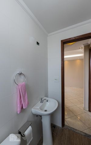 Apartamento à venda com 58m², 2 quartos e 1 vaga Apartamento à venda com 58m², 2 quartos e 1 vagaBanheiro Social