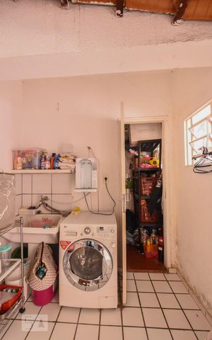 Casa à venda com 90m², 2 quartos e 1 vagaLavanderia