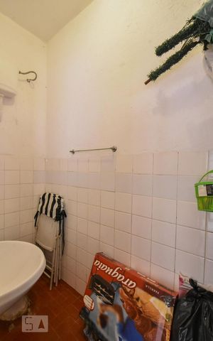 Casa à venda com 90m², 2 quartos e 1 vagaBanheiro de Serviços