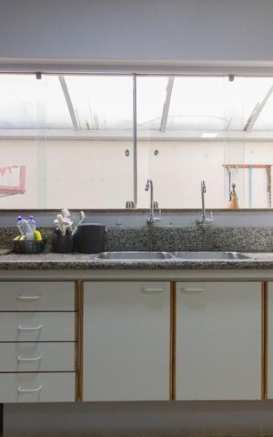 Casa à venda com 240m², 4 quartos e 2 vagasCozinha