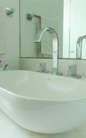 Apartamento para alugar com 110m², 3 quartos e 2 vagas Apartamento para alugar com 110m², 3 quartos e 2 vagasBanheiro da Suíte