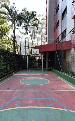 Apartamento para alugar com 240m², 4 quartos e 4 vagas Apartamento para alugar com 240m², 4 quartos e 4 vagasQuadra Esportiva