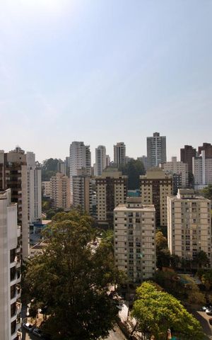 Apartamento para alugar com 240m², 4 quartos e 4 vagas Apartamento para alugar com 240m², 4 quartos e 4 vagasVista da Varanda do Quarto 3