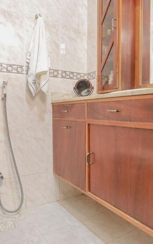 Casa de condomínio à venda com 122m², 3 quartos e 5 vagasBanheiro da Suíte