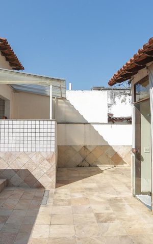 Casa de condomínio à venda com 122m², 3 quartos e 5 vagasTerraço
