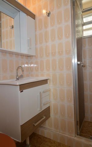 Apartamento à venda com 50m², 2 quartos e sem vagaBanheiro