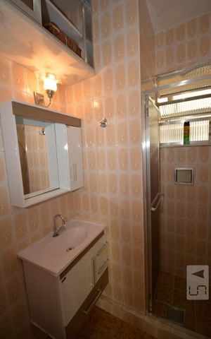 Apartamento à venda com 50m², 2 quartos e sem vagaBanheiro