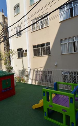 Apartamento à venda com 50m², 2 quartos e sem vagaÁrea Comum - Playground