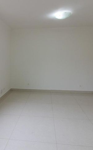 Casa de condomínio para alugar com 120m², 3 quartos e 3 vagasSala