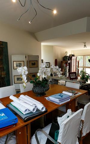 Apartamento à venda com 221m², 4 quartos e 3 vagasSala 