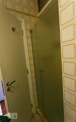 Apartamento à venda com 221m², 4 quartos e 3 vagasBanheiro da Suíte 1