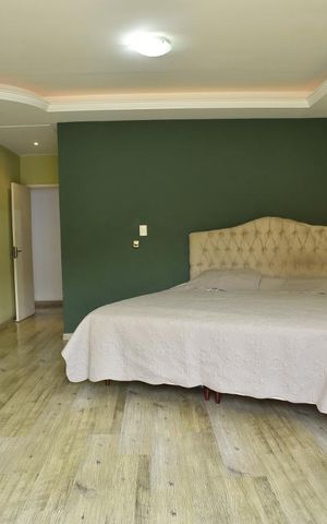 Apartamento à venda com 390m², 3 quartos e 4 vagasSuíte 2