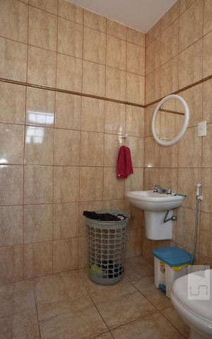 Apartamento à venda com 390m², 3 quartos e 4 vagasBanheiro da Suíte 1