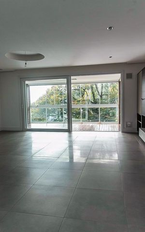 Apartamento à venda com 189m², 3 quartos e 3 vagas Apartamento à venda com 189m², 3 quartos e 3 vagasSala