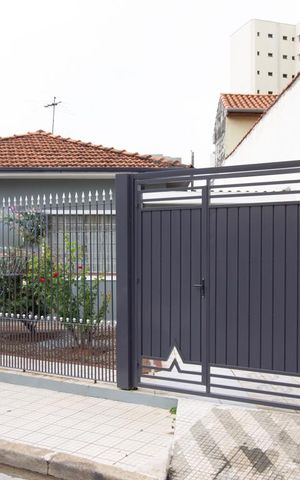 Casa à venda com 87m², 3 quartos e 3 vagas Casa à venda com 87m², 3 quartos e 3 vagasFachada da Casa