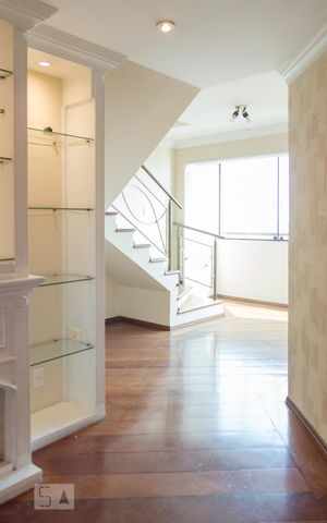 Apartamento para alugar com 150m², 3 quartos e 2 vagas Apartamento para alugar com 150m², 3 quartos e 2 vagasSala