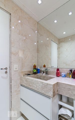 Apartamento à venda com 115m², 3 quartos e 2 vagasBanheiro quarto 3 suíte