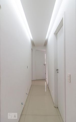 Apartamento à venda com 115m², 3 quartos e 2 vagasCorredor