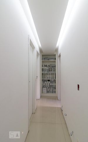 Apartamento à venda com 115m², 3 quartos e 2 vagasCorredor