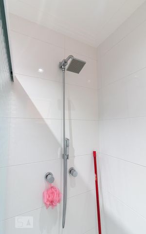 Apartamento à venda com 115m², 3 quartos e 2 vagasBanheiro social - chuveiro