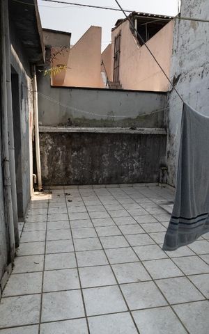 Casa à venda com 150m², 3 quartos e 2 vagas Casa à venda com 150m², 3 quartos e 2 vagasQuintal