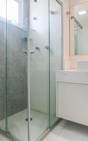 Apartamento à venda com 234m², 4 quartos e 3 vagas Apartamento à venda com 234m², 4 quartos e 3 vagasBanheiro Suite 3