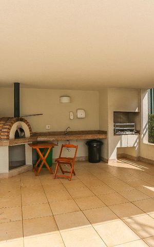 Apartamento à venda com 234m², 4 quartos e 3 vagas Apartamento à venda com 234m², 4 quartos e 3 vagasArea Comum Churrasqueira