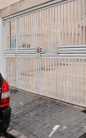 Casa à venda com 130m², 2 quartos e 3 vagasFachada