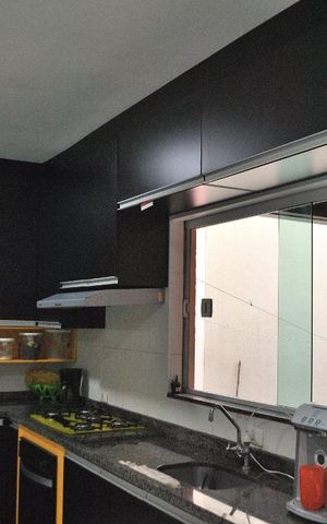 Casa à venda com 130m², 2 quartos e 3 vagasCozinha - Armários