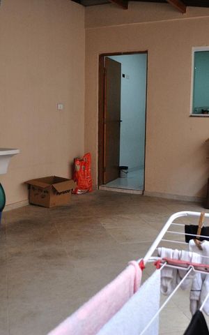 Casa à venda com 130m², 2 quartos e 3 vagasÁrea de serviço