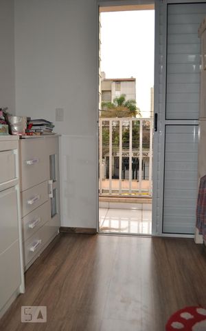 Casa à venda com 130m², 2 quartos e 3 vagasQuarto 2