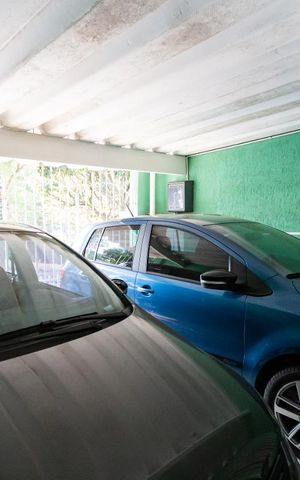 Casa à venda com 146m², 3 quartos e 2 vagas Casa à venda com 146m², 3 quartos e 2 vagasGaragem