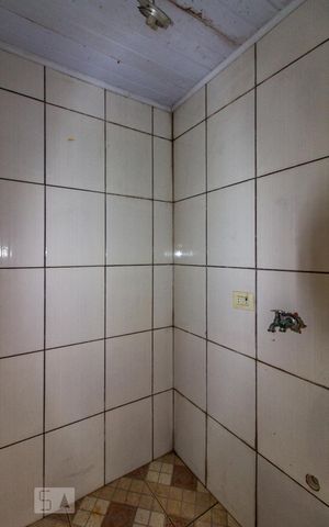 Apartamento à venda com 90m², 2 quartos e sem vaga Apartamento à venda com 90m², 2 quartos e sem vagaBanheiro