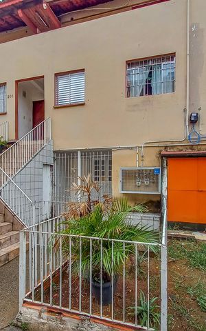 Apartamento à venda com 90m², 2 quartos e sem vaga Apartamento à venda com 90m², 2 quartos e sem vagaFachada
