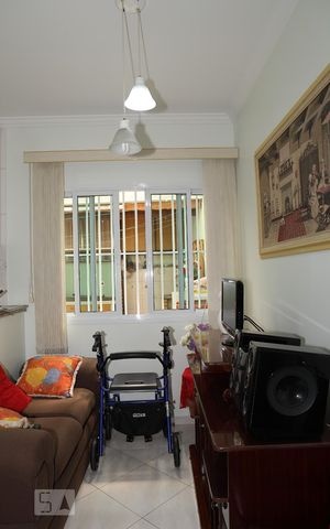 Casa à venda com 244m², 4 quartos e 4 vagasEdícula para o Quarto 4
