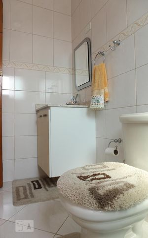 Casa à venda com 244m², 4 quartos e 4 vagasBanheiro do Quarto 3