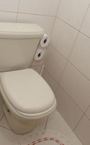 Casa à venda com 244m², 4 quartos e 4 vagasLavabo