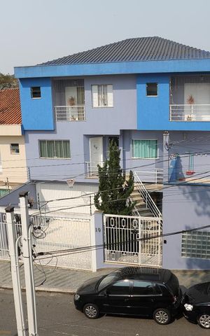 Casa à venda com 244m², 4 quartos e 4 vagasVista da Rua - Quarto 1